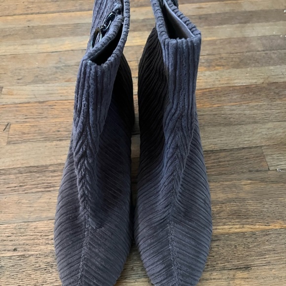 SBICCA Menlee Women’s Bootie Ankle Boots Minimalist Boho Block Heel Brown 10 - Picture 4 of 6